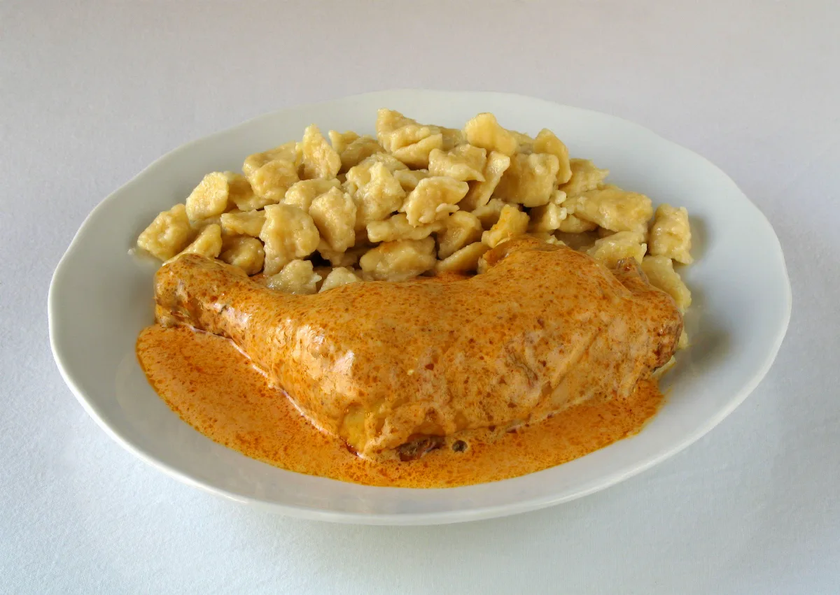 Piščančji paprikaš